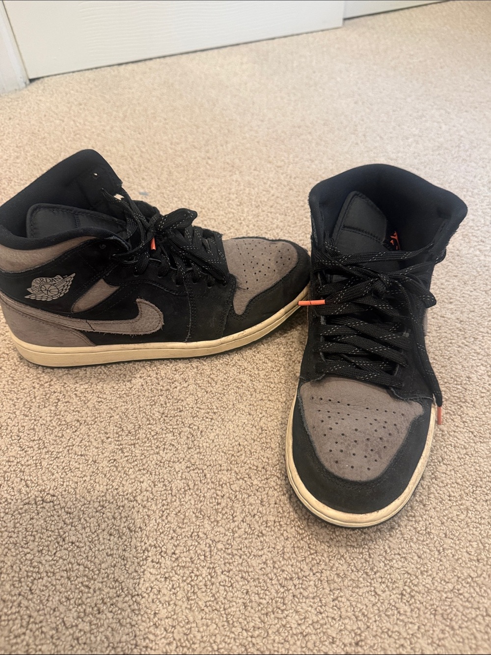 Nike Black & Gray High-Top Sneakers